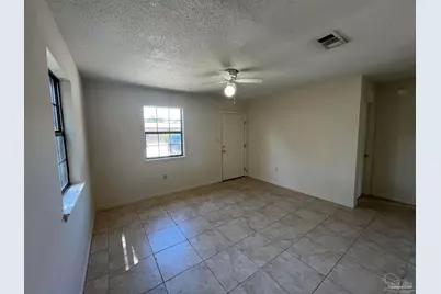 818 Lark St, Fo Lark Ave #1,2,3,4, Fort Walton Beach, FL 32547 - Photo 7