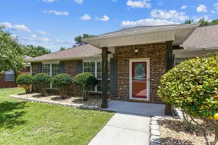 1062 Joaquin Rd, Pensacola, FL 32506 - Photo 5