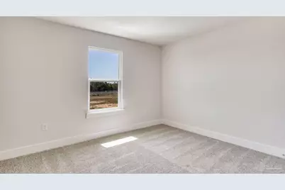 8076 Fir Tree Dr, Milton, FL 32583 - Photo 41