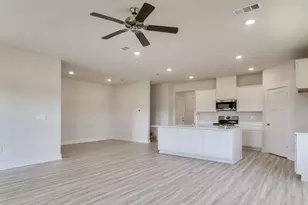 8076 Fir Tree Dr, Milton, FL 32583 - Photo 9