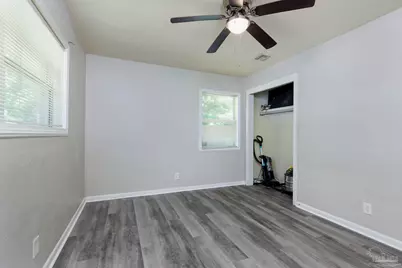 6586 Sellers Dr, Milton, FL 32570 - Photo 9