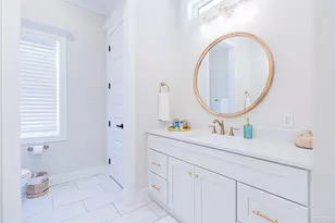 7337 Grand Navarre Blvd, Navarre Beach, FL 32566 - Photo 15