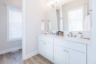 7337 Grand Navarre Blvd, Navarre Beach, FL 32566 - Photo 29