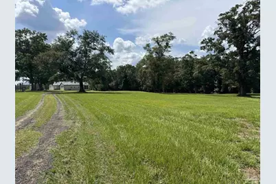 2271 Horn Rd, Milton, FL 32570 - Photo 1