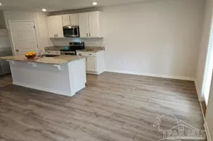 6359 Burrow Ln, Pensacola, FL 32526 - Photo 17