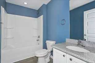 4686 Red Oak Dr, Milton, FL 32583 - Photo 17