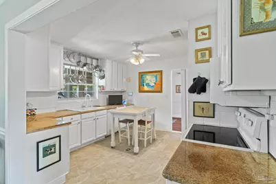 57 Star Lake Dr, Pensacola, FL 32507 - Photo 9