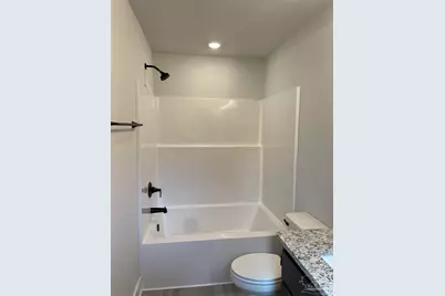 8045 Westpointe Ln #12B, Pensacola, FL 32506 - Photo 11