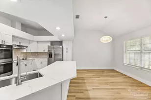 2830 Masters Blvd, Navarre, FL 32566 - Photo 19