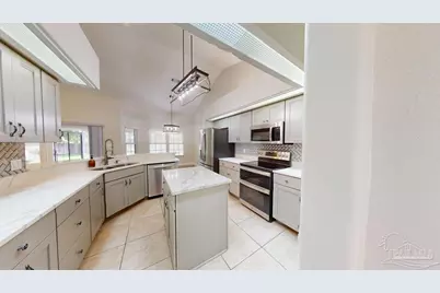 10111 Bristol Park Rd, Cantonment, FL 32533 - Photo 9