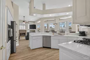 1136 Naples Dr, Pensacola, FL 32507 - Photo 11