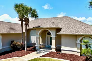 1136 Naples Dr, Pensacola, FL 32507 - Photo 3