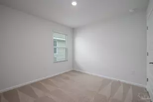 5540 Lancelot Dr, Milton, FL 32583 - Photo 11