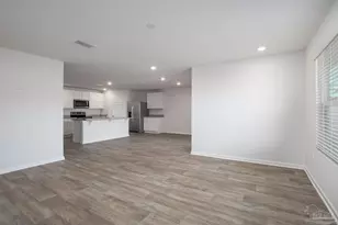 5540 Lancelot Dr, Milton, FL 32583 - Photo 7