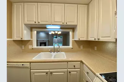 9022 Governors Pl Ct, Pensacola, FL 32514 - Photo 5