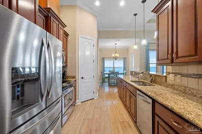 1921 Costa Verde Ct, Navarre, FL 32566 - Photo 7