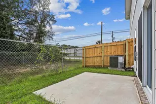 8108 Carl Dean St, Pensacola, FL 32514 - Photo 27