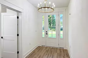 5579 N Shore Way, Pensacola, FL 32507 - Photo 9