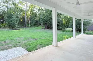 5579 N Shore Way, Pensacola, FL 32507 - Photo 17