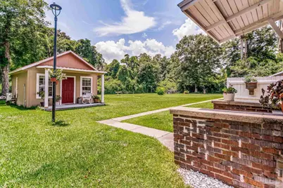 1057 Pauline St, Cantonment, FL 32533 - Photo 55