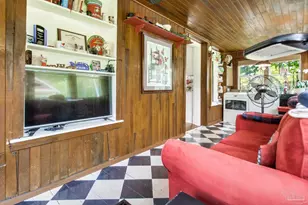 1057 Pauline St, Cantonment, FL 32533 - Photo 25