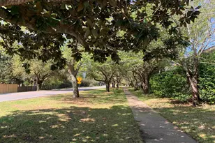 1200 Shoreline Dr, Gulf Breeze, FL 32561 - Photo 23