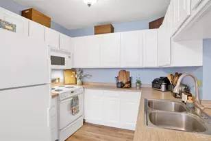 1200 Shoreline Dr, Gulf Breeze, FL 32561 - Photo 9