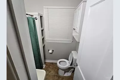 202 Edgewater Dr, Pensacola, FL 32507 - Photo 37