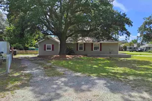 202 Edgewater Dr, Pensacola, FL 32507 - Photo 5