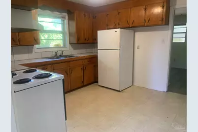 3204 E Gonzales St, Pensacola, FL 32503 - Photo 3