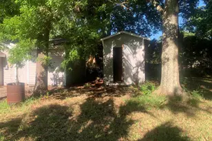 3204 E Gonzales St, Pensacola, FL 32503 - Photo 13