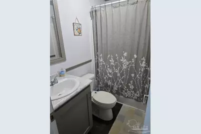 5305 Kee Memorial Dr, Pensacola, FL 32507 - Photo 9