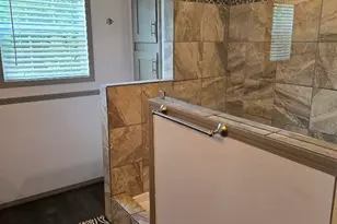 5305 Kee Memorial Dr, Pensacola, FL 32507 - Photo 17