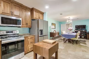 1050 Langley Ave, Pensacola, FL 32504 - Photo 11