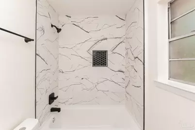 4930 Rugby Ct, Pensacola, FL 32504 - Photo 19