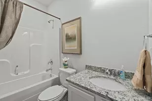 8646 Bluebell St, Milton, FL 32583 - Photo 17