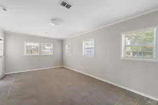 8 Goodman Ln, Pensacola, FL 32506 - Photo 13