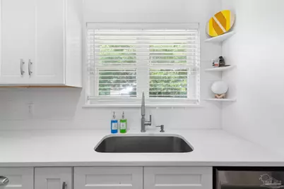 8 Goodman Ln, Pensacola, FL 32506 - Photo 11