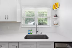 8 Goodman Ln, Pensacola, FL 32506 - Photo 11