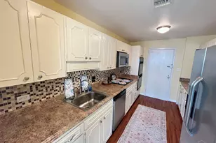 825 Bayshore Dr, Pensacola, FL 32507 - Photo 5