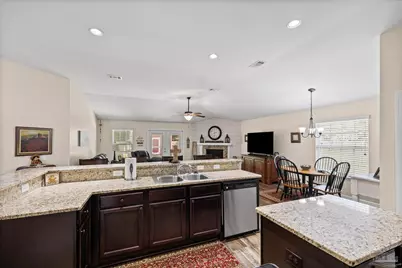 6065 Autumn Pines Cir, Pace, FL 32571 - Photo 15