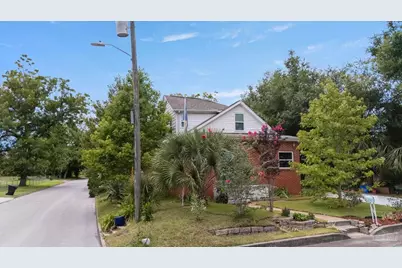 1801 8th Ave, Pensacola, FL 32503 - Photo 3