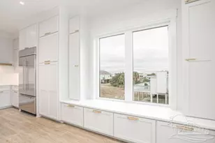 1107 Via De Luna Dr, Pensacola Beach, FL 32561 - Photo 9