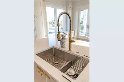 1107 Via Deluna Dr, Pensacola Beach, FL 32561 - Photo 15