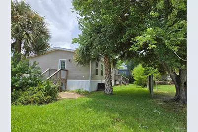 8594 Alvarado Calzada, Pensacola, FL 32507 - Photo 3