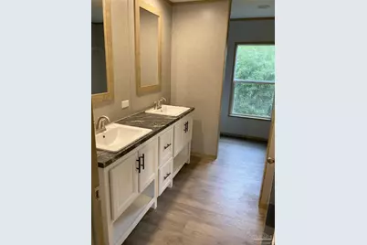 8594 Alvarado Calzada, Pensacola, FL 32507 - Photo 13