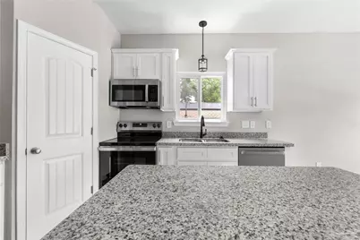 308 N E St, Pensacola, FL 32501 - Photo 3