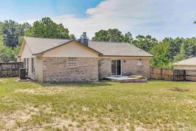 3609 Pebble Ln, Milton, FL 32583 - Photo 7