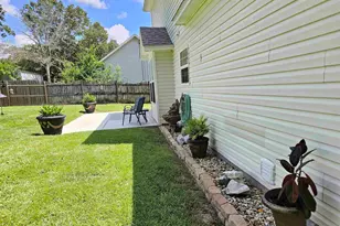 7165 8 Mile Creek Rd, Pensacola, FL 32526 - Photo 11