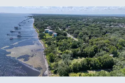 5161 Soundside Dr, Gulf Breeze, FL 32563 - Photo 15